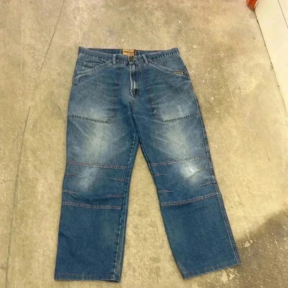 Giant back  pockets jordan vintage jeans
